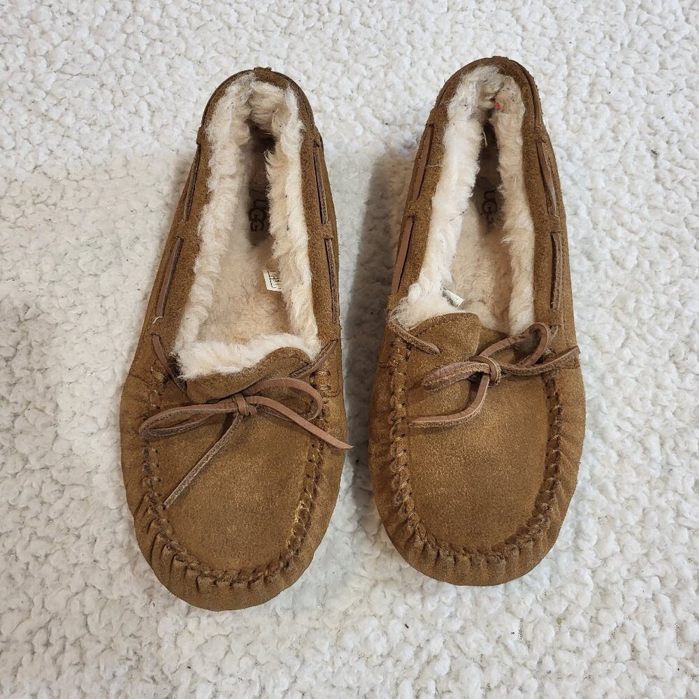 UGG Dakota 5296 Dark Brown Shearling Blue Bow Moccasin Slip On Slippers Kid Sz 4